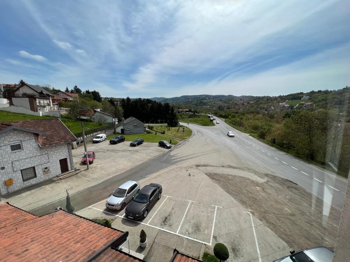 Motel Restoran Sunce Sremska Kamenica Exterior foto