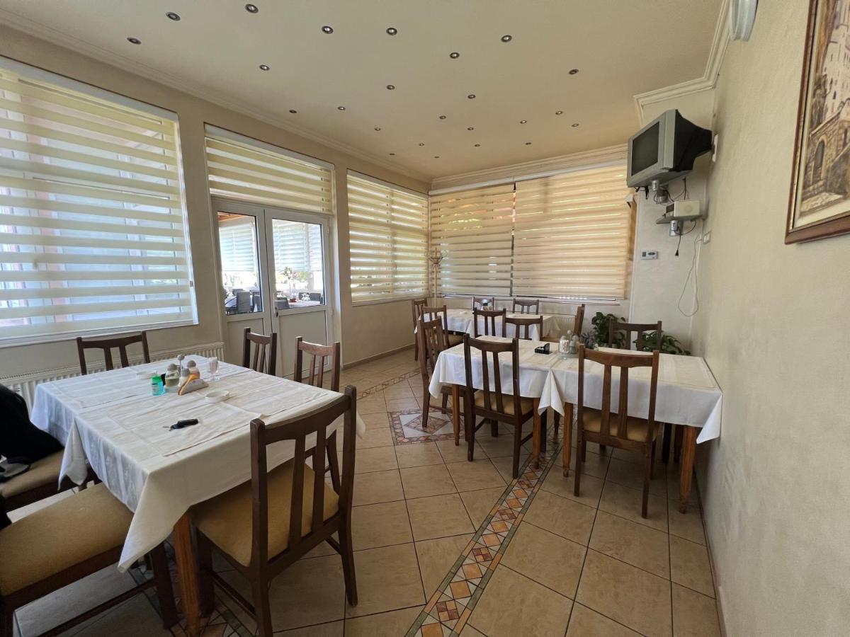Motel Restoran Sunce Sremska Kamenica Exterior foto