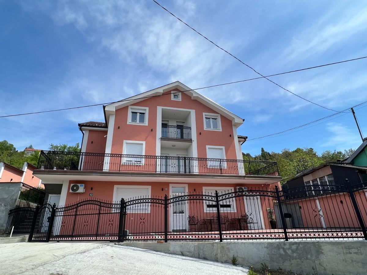 Motel Restoran Sunce Sremska Kamenica Exterior foto
