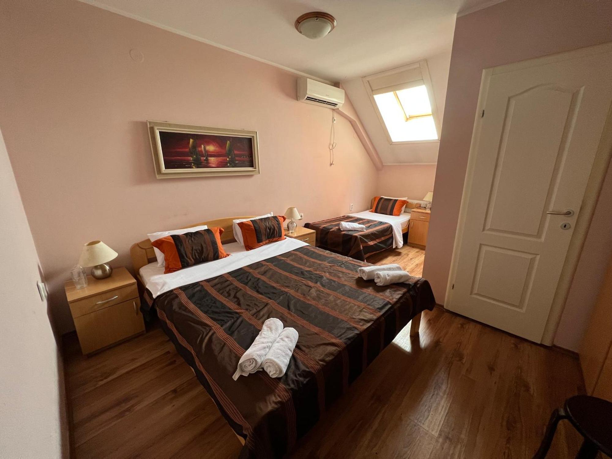 Motel Restoran Sunce Sremska Kamenica Exterior foto