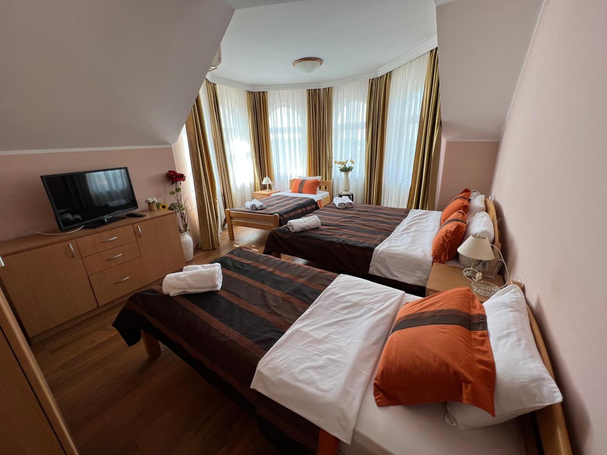 Motel Restoran Sunce Sremska Kamenica Exterior foto